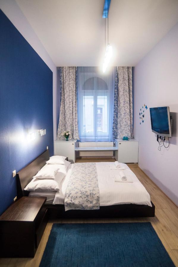 Budapest Rooms Bed And Breakfast Exterior photo